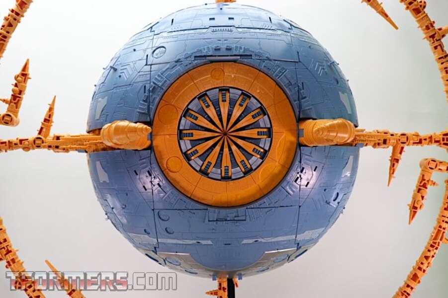 Transformers HasLab Unicron  (41 of 66)